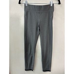 Under‎ Armour Heat Gear Compression Leggings/Capri Women's Size SM/P Dark Gray